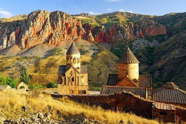 Пешие-походы-по-Армении-2-900×600