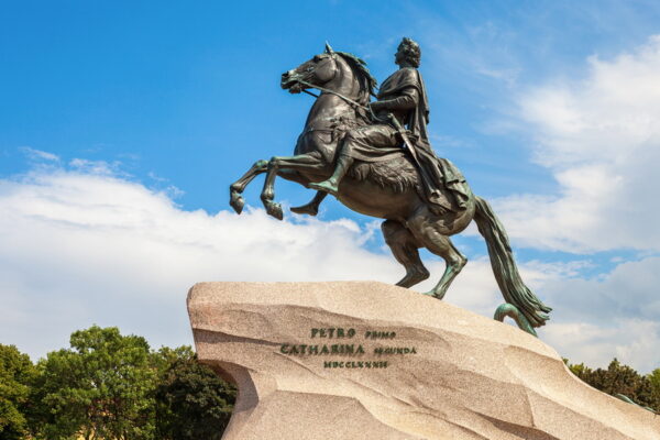 saint-petersburg-landmarks-and-attractions-bronze-horseman